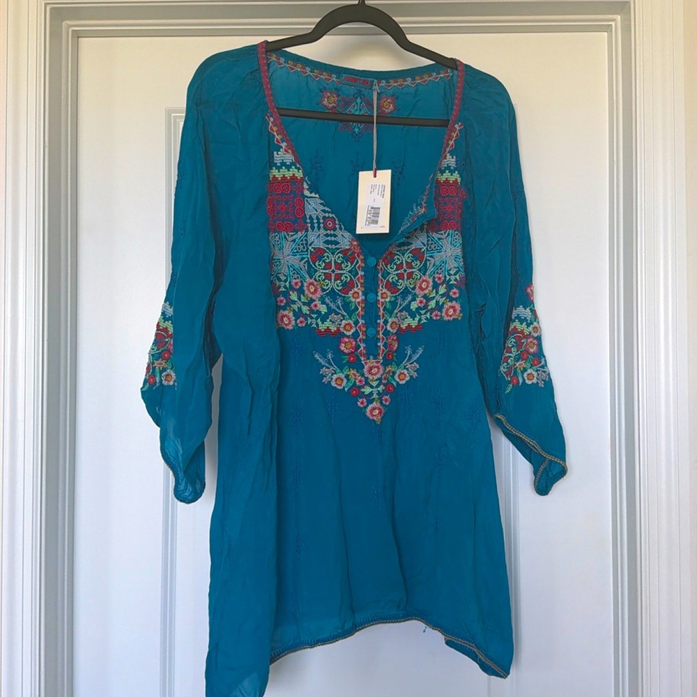 Johnny Was Muna Embroidered  Blouse in Ceru Blue Size XL *NWT*